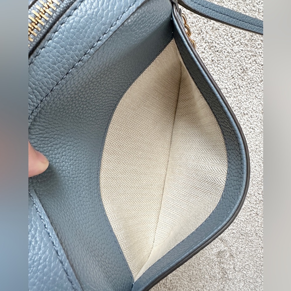SOLD | Tory Burch Brunnera Blue McGraw Camera Bag Like New - Picture 14 of 16